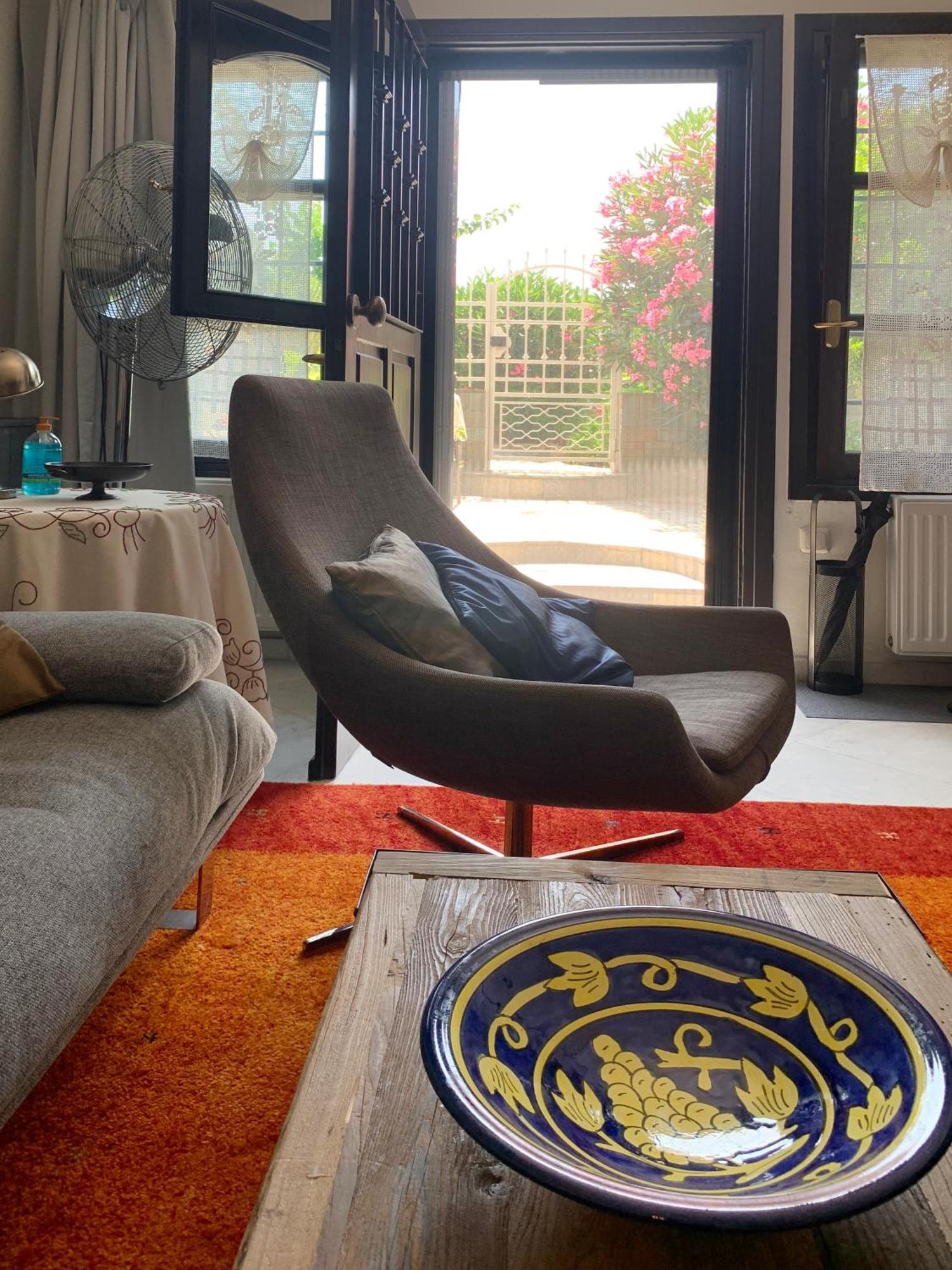 Gemuetliches Appartement In Ano Poli Thessaloniki Buitenkant foto